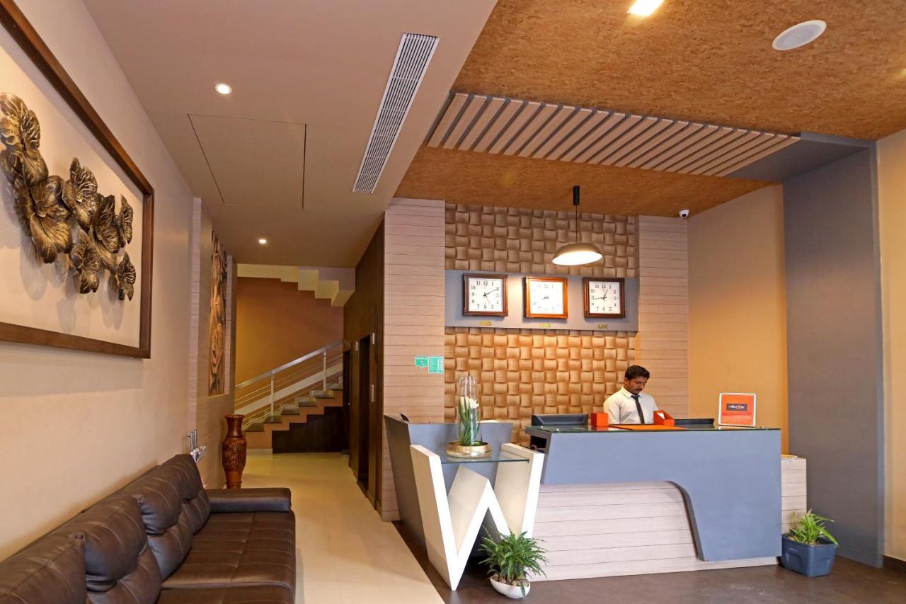 Hotel Wilton Sultan Bathery Εξωτερικό φωτογραφία
